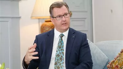 المبعوث التجاري البريطاني يبحث مع 3 وزراء زيادة التعاون الاستثمارى المشترك