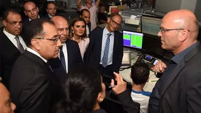 «مدبولى» يزور مركز التحكم والتشغيل الآلى للسكك الحديدية فى برلين