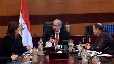 وزير ة التخطيط : الحكومة تستهدف تحقيق معدل نمو نسبته 5,8% في العام المقبل