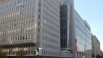 بنك التنمية الإفريقي يشارك في 30 عملية تنموية بمصر خلال 2015