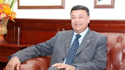 «مصر للتأمين» تُصدر وثيقة تغطية أخطار الحريق لشركة أدوية بـ 25 مليار جنيه