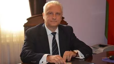 بيلاروسيا تبحث التصنيع المشترك للسيارات في مصر مع 