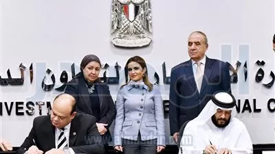 مطروح توقع 3 اتفاقيات لإقامة مدينة ترفيهية وأخرى سياحية وتشغيل مصنع التمور