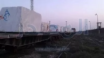 نقل 1560 طن بلوك رخام من ميناء بورسعيد عن طريق السكك الحديدية