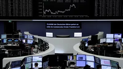 الأسهم الأوروبية تغلق منخفضة بفعل خسائر «دويتشه بنك»