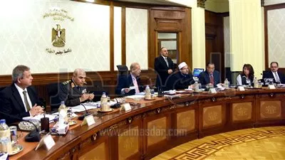 الحكومة تشكل لجنة لإعداد رؤية تنفيذ المنظومة الإليكترونية للطرق السريعة
