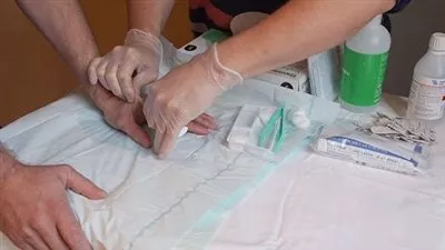 بالصور.. ابتكار شريحة ذكية تحت الجلد للاستغناء عن الأوراق الرسمية