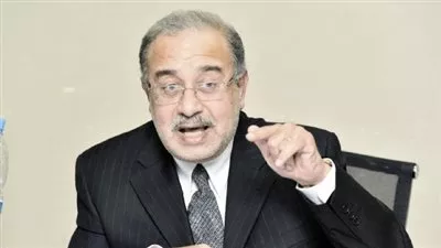 رئيس الوزراء: أولوية الحكومة توفير السلع الأساسية والتصدي لارتفاع الأسعار