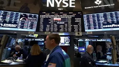 تراجع أسواق الأوراق المالية الأمريكية بسبب هبوط النفط