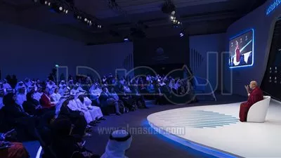 ماثيو ريكارد : التدريب المستمر على السعادة من عوامل تطور الحكومات