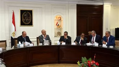 وزير الإسكان يتابع الموقف التنفيذى لمشروع تطوير «مثلث ماسبيرو»