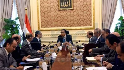رئيس الوزراء يكلف بسرعة تنفيذ مشروع تطوير المثلث الذهبي بالبحر الأحمر