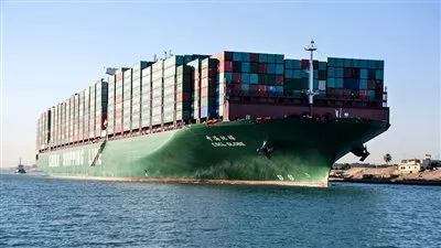قناة السويس: عبور 53 سفينة بحمولات 3,5 مليون طن