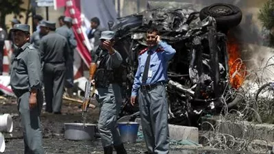 مقتل 7 أشخاص في هجوم انتحاري استهدف حافلة صحفيين في كابول