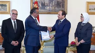 مدير منظمة الصحة العالمية يشيد بجهود مصر في مجال الرعاية الصحية