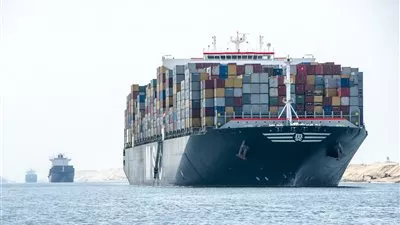 عبور 59 سفينة لقناة السويس بحمولات 4,5 مليون طن