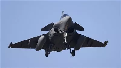 الهند وفرنسا توقعان اتفاق صفقة 