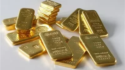 خبراء يتوقعون استمرار انخفاض أسعار الذهب خلال 2016