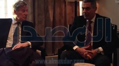 الجيوشي يلتقي مسئولين ومستثمرين في مجال السكك الحديد بلندن