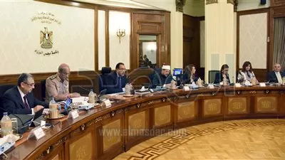 «الوزراء» يوافق على تطبيق أحكام قانون تنظيم خدمات النقل البرى