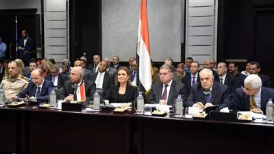 وزير النقل: إنهاء اتفاق مع المجر لتصنيع وتوريد 1300 عربة سكة حديد