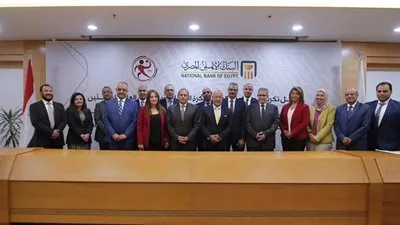 البنك الأهلى يكرم أبطال النادي الحائزين علي ميداليات فضية وذهبية