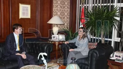 وزيرة التعاون الدولي تناقش مع السفير البريطاني التعاون بين البلدين