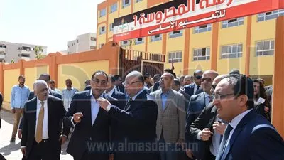 رئيس الوزراء يكلف بتطوير محيط مشروع «المحروسة 1، 2» بحى السلام