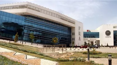 تعديل ضوابط منح الترخيص وتملك الأسهم بشركات الأنشطة المالية غير المصرفية