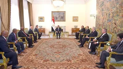 السيسي يبحث مع وفد أمريكي سبل تعزيز العلاقات الثنائية في عدد من المجالات