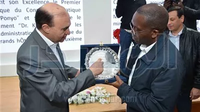 بالصور.. رئيس وزراء الكونغو يزور قناة السويس ويطلع على المشروع الجديد