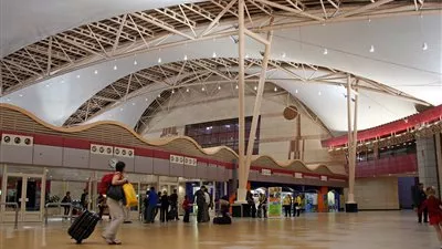 مطار شرم الشيخ يستقبل أولى الرحلات الجوية البريطانية.. ديسمبر المقبل