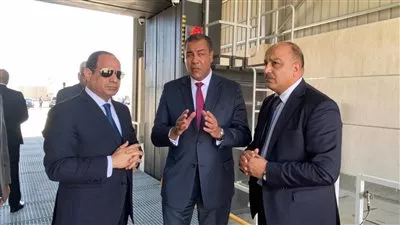 الرئيس السيسي يقوم بجولة تفقدية في مدينة شرم الشيخ