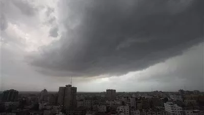 طقس اليوم شديد البرودة ليلًا وتوقعات بسقوط أمطار على السواحل الشمالية