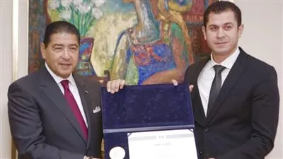 الرئاسة المصرية تكرم « هشام عز العرب» بإلتزام التجاري الدولي فى تعزيز الخدمات الصحية لأطفال مصر
