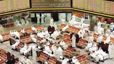 بورصة الكويت تغلق على انخفاض مؤشراتها الثلاث