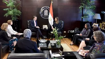 سحر نصر تبحث مع الوكالة الأمريكية للتنمية ضخ استثمارات جديدة فى مصر