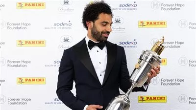 رسمياً: محمد صلاح يفوز بجائزة أفضل لاعب في الدوري الإنجليزي
