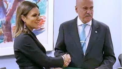 سحر نصر: 53 مليون دولار من 