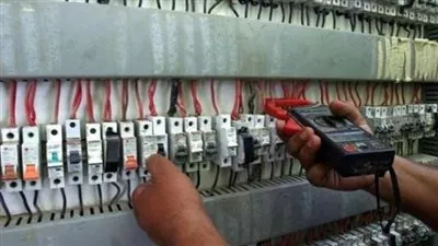 شرطة الكهرباء: ضبط 67 ألف قضية سرقة تيار خلال 10 أيام