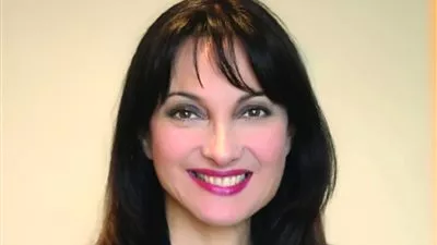وزيرة السياحة اليونانية تشيد بعبقرية القدماء المصريين