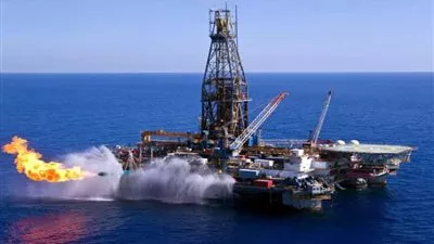 وزارة البترول تعلن بدء ضخ الغاز الإسرائيلي إلى مصر