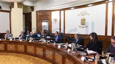 رئيس الوزراء يشيد بافتتاح قاعدة «برنيس» العسكرية