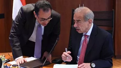 رئيس الوزراء: إستراتيجية متكاملة لتعميق صناعة 