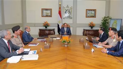 السيسى: مشروعات جديدة تساهم في تأمين الاحتياجات من المنتجات البترولية