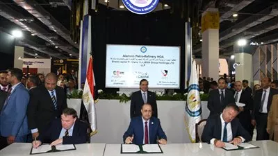 توقيع اتفاق إنشاء مجمع التكرير والبتروكيماويات بالعلمين الجديدة