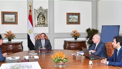 السيسى يستعرض الموقف التنفيذى للأعمال الإنشائية بالعاصمة الإدارية الجديدة
