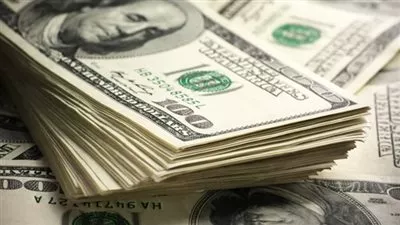 الدولار قرب أعلى سعر في 5 أشهر بفعل ارتفاع عوائد السندات