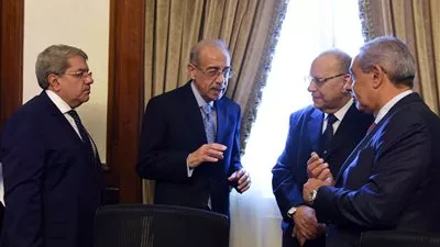 العصار: مشروع لإنتاج ألواح الخلايا الشمسية باستثمارات صينية 2 مليار دولار