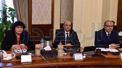 الحكومة توافق على منحة بـ 1,746 مليون دولار لتحسين سياسات الاستثمار